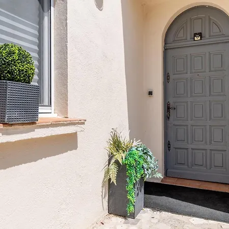 アパート Le Grand Thao